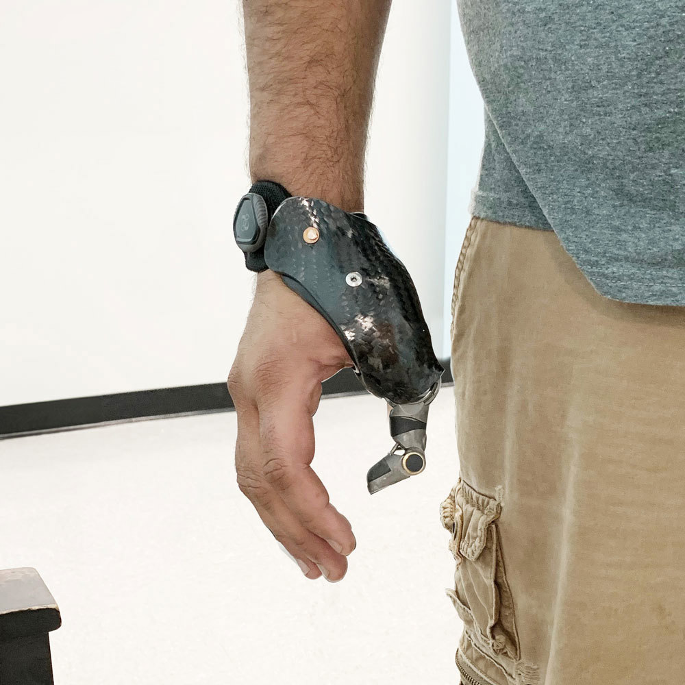 Point Thumb In Use